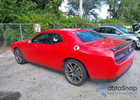 2023 Dodge Challenger R/T z USA, uszkodzony, nr VIN 2C3CDZBTXPH517751